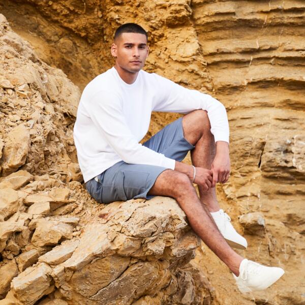 Set-In Sweatshirt Thumbnail